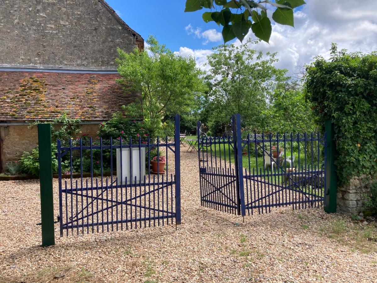 Bed and Breakfast La Thibaude - Livry Livry  Exterior foto