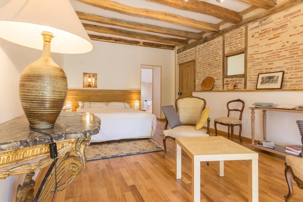 Bed and Breakfast La Thibaude - Livry Livry  Exterior foto